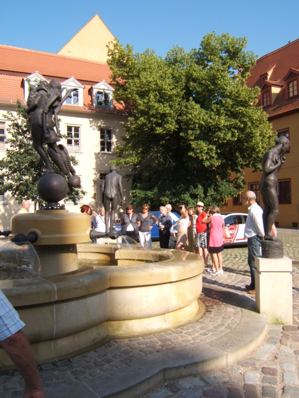 Domplatz - Brunnen